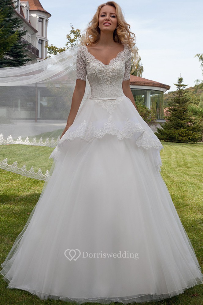 Ball Gown V-Neck Appliqued Short Sleeve Lace Wedding Dress - Dorris Wedding