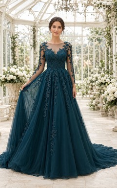 Langärmeliges, dunkelgrünes Brautkleid aus Illusionsspitze und Tüll in A-Linie mit Kapellenschleppe
