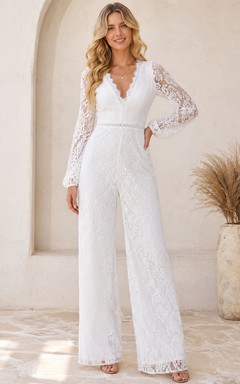 Combinaison moderne en dentelle à manches longues et col en V, tenue de mariage civil au sol