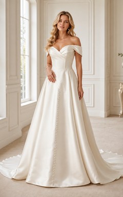 Robe de mariée de luxe en satin, simple, à épaules dénudées, manches courtes et boutons, style princesse, avec traîne.