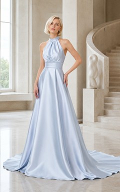 Robe de mariée bleu ciel en satin, col halter, coupe trapèze