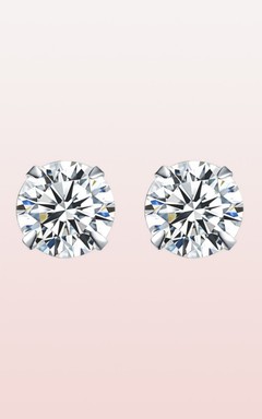 Shining Four Claw Stud Earrings