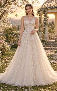 Robe de mariée en tulle à col bijou illusion et sans manches, coupe trapèze, en dentelle florale et tulle, sans manches.