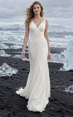 Vestido de novia sencillo sin mangas de georgette, de corte recto, con escote en V cruzado y drapeado lateral.