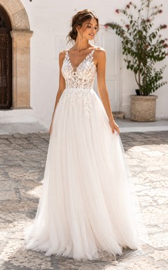 Ivory V-neck Tulle A-line Wedding Dress with Lace