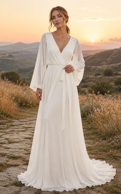Robe de mariée en mousseline à manches longues cloche et portefeuille pour une escapade romantique à la campagne