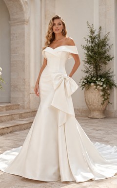 Satin Wedding Dress A-Line Strapless Sweep Train Bridal Gown