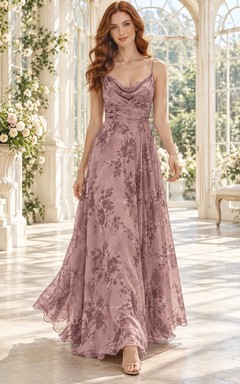 Vestido de dama de honor de satén color malva, sin mangas, con escote drapeado y corte en A, largo hasta el suelo.