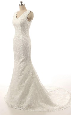 Meerjungfrauen-Träger, V-Ausschnitt, Glockenform, Perlenapplikationen, Reißverschluss, Korsett-Rücken, Träger aus Chiffon, Spitze, Pailletten, Organza, Satin und Taft