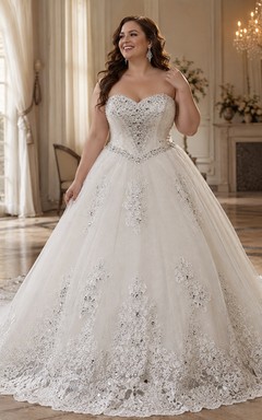 Luxurious Sweetheart Ball Gown Wedding Dress Crystal Beadings Long Train