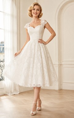 Vintage Sweetheart Cap Sleeve Lace Plissee Teelänge Standesamtliches Hochzeitskleid