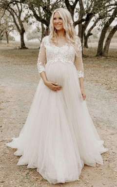 Robe de mariée de maternité en dentelle à manches longues, col rond et jupe en tulle souple