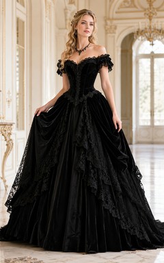 Schwarzes viktorianisches schulterfreies Ballkleid aus Spitze mit Kathedralenschleppe, elegant für den Hof