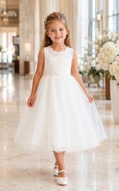 Blumenmädchenkleid, weiß, aus Spitze und Tüll, A-Linie, Rundhalsausschnitt, Teelänge