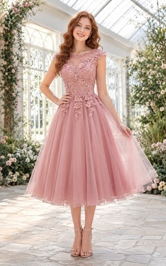 Kleid in Altrosa mit Spitze, Tüll, Falten, One-Shoulder-Ausschnitt, A-Linie und Teelänge