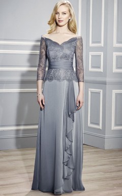 3-4 Ärmel, V-Ausschnitt, appliziertes Jersey-Abendkleid mit Drapierung