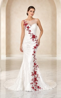 Modernes, rotes, modernes Brautkleid im Meerjungfrauenstil mit floralem One-Shoulder-Ausschnitt, Illusionsspitze und Schleppe aus roter Spitze.