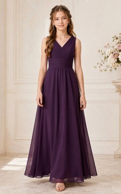 Traubenfarbenes Brautjungfernkleid, A-Linie, V-Ausschnitt, ärmellos, gerafft, elegant