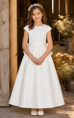 Robe de demoiselle d'honneur champêtre en satin, manches courtes, longueur cheville, coupe trapèze, avec nœud.
