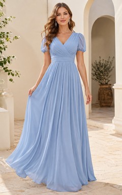 Himmelblaues Chiffon-Kleid in A-Linie mit V-Ausschnitt, Puffärmeln und Falten