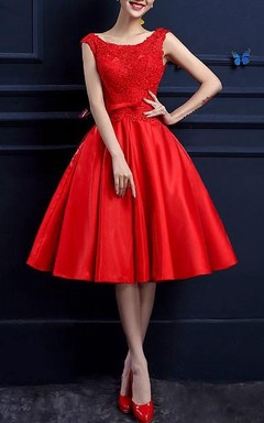 A-line Cap Sleeves Knee-Length Lace Prom Dress