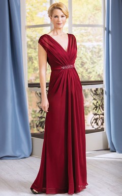 A-Linien-Kleid mit kurzen Ärmeln, V-Ausschnitt, Falten und V-Ausschnitt am Rücken