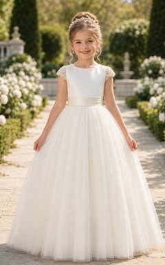 Vestido de niña de las flores, color marfil, tul, corte en A, sin mangas, cuello joya, largo hasta el suelo, detalle de lazo.