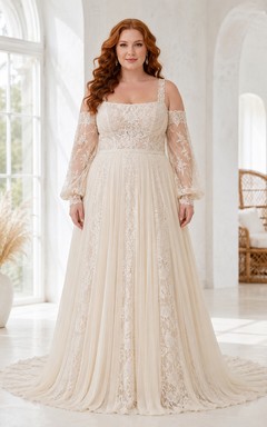 Robe de mariée grande taille ivoire à col carré, manches longues et dentelle, coupe trapèze