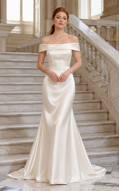 Vestido de novia minimalista de satén con escote de hombros descubiertos y cola de sirena.