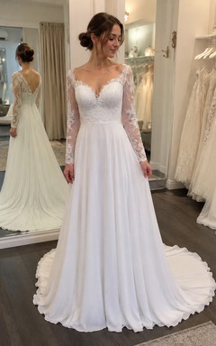 Lässiges Chiffon-Hochzeitskleid mit V-Ausschnitt und langen Ärmeln