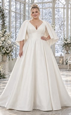 Robe de mariée grande taille simple en satin, col V, manches cape, coupe trapèze, col en V, manches cape