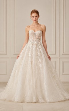 Vestido de novia de gala sin tirantes de encaje con falda de tul