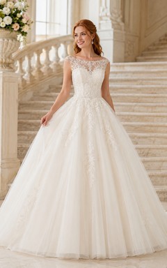 Prinzessin-Bateau-Ballkleid aus Tüll mit kurzen Ärmeln, ideal für die Kapellenhochzeit