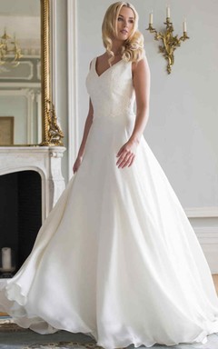A-Line Long V-Neck Sleeveless Lace Wedding Dress