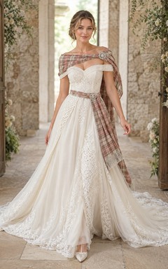 Traditionelles schottisches Highland-Tartan-Schal-Brautkleid mit schulterfreiem Spitzen-A-Linien-Schnitt