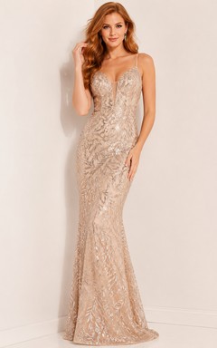Robe de soirée sirène champagne à fines bretelles en dentelle et sequins, dos nu, avec dos nu.