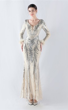 Robe de soirée haut de gamme ornée de perles florales fixes et de poils d'autruche, hôte de la réunion annuelle d'hiver