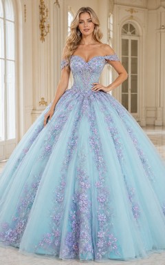 Robe de bal de princesse bleu ciel lilas luxueuse à épaules dénudées et à motif ombré pour quinceañera