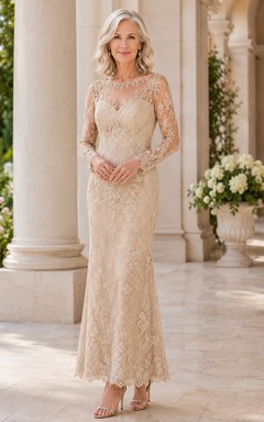 Robe fourreau mi-longue en dentelle illusion champagne pour la mère