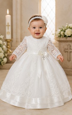 Robe de baptême pour bébé, robe de princesse modeste, robe de bal longue à manches longues en tulle illusion et dentelle, avec ceinture à nœud, blanche