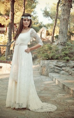Robe bohème en dentelle à manches courtes et longueur au sol