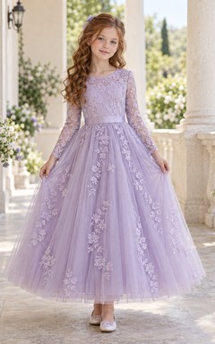 Vestido de niña de flores de manga larga, discreto, con estampado floral lavanda, corte en A, tul, largo hasta los tobillos y lazo en la espalda.