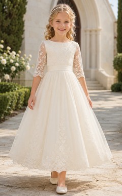 Vestido de comunión de encaje de tres cuartos con escote ilusión color marfil para niña de las flores