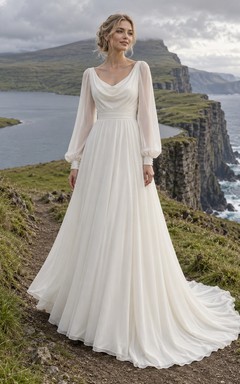 Schlichtes, langärmeliges Chiffon-Brautkleid in A-Linie mit Wasserfallausschnitt, Taillenband und abgerundeter Schleppe