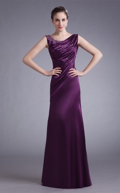 Robe longue sans manches en satin avec effet stress