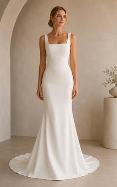 Vestido de novia minimalista de corte sirena con escote cuadrado sencillo en crepé, ideal para estudio.