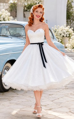 Retro Sweetheart Sash Tulle Tea-Length A-Line Wedding Dress