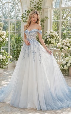 Himmelblaues, luftiges A-Linien-Chiffon-Brautkleid im Boho-Stil mit schulterfreiem Schnitt und Blütenblattärmeln