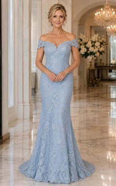 MOB-Kleid, himmelblau, Meerjungfrauenstil, kurze Ärmel, schulterfrei, Schleppe