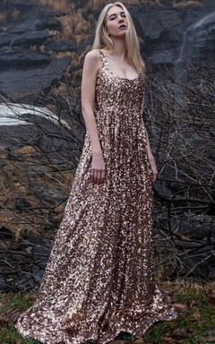 Paillettenbesetztes, modernes, eckiges A-Linien-Abendkleid mit eckigem Ausschnitt